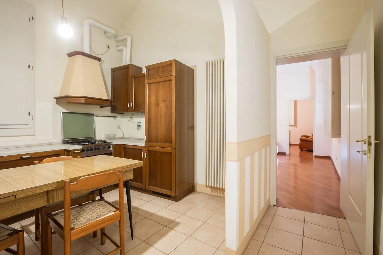 Apartment Borgonuovo, Bologna By Short Holidays Italy